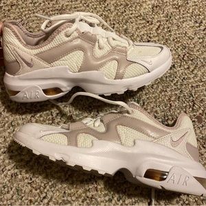 Nike Women’s Air Max Graviton ‘Barely Rose’